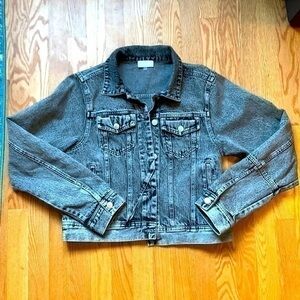Black/gray wash denim jacket by pink lily
